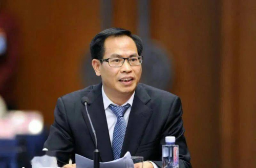 全國(guó)人大代表柯云峰：擴(kuò)雙通道藥房范圍，促M(fèi)TM慢病藥學(xué)服務(wù)升級(jí)